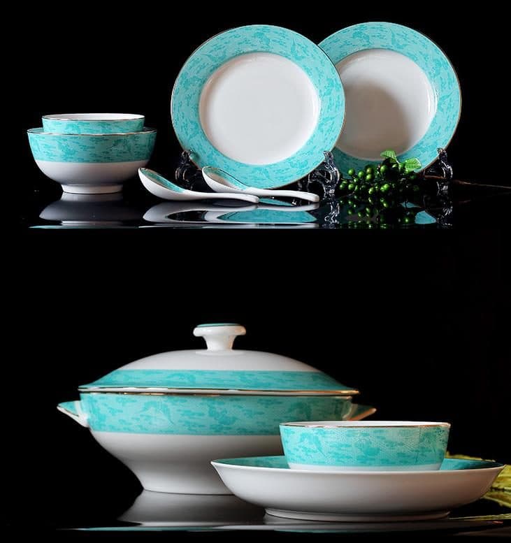 The Red Leaf Auspicious Clouds service, 28 pieces of high-fired Jingdezhen porcelain
