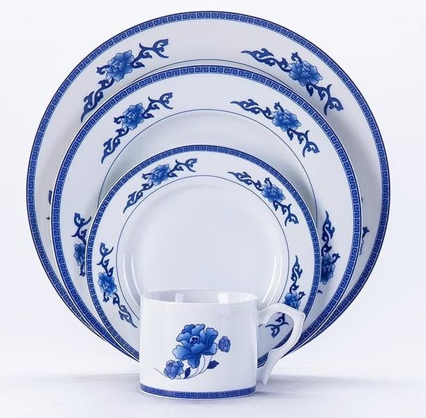 Red Leaf Celadon Charm — a 36-piece Chinese porcelain dinner service