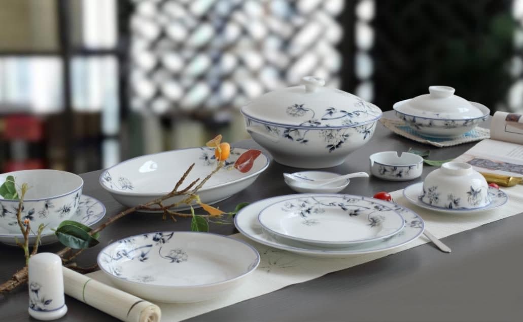 Red Leaf Orchid Kapok — a 56-piece Chinese porcelain dinner service