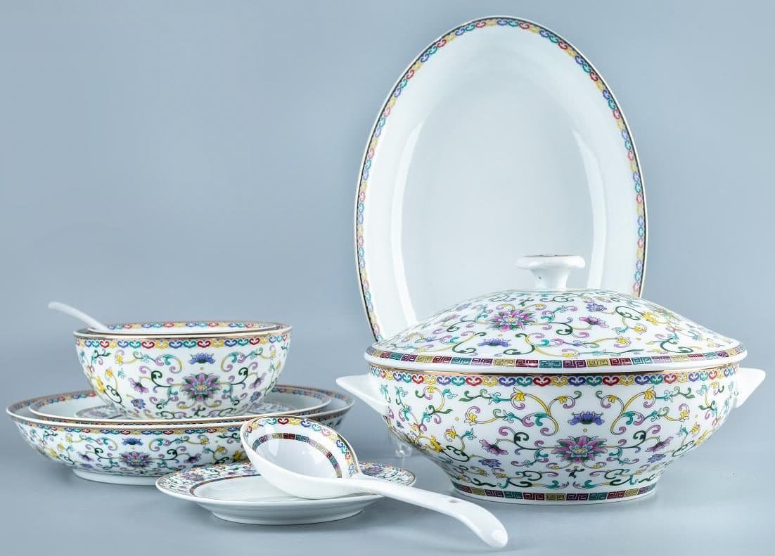 Red Leaf Wealth & Good Fortune — a 60-piece Chinese porcelain dinner service