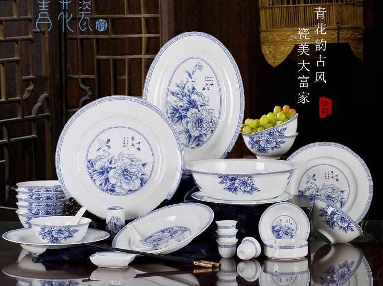 Red Leaf Wishes Come True — a 56-piece Chinese porcelain dinner service
